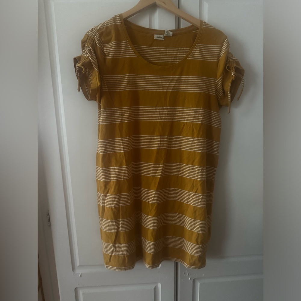 Cute T-Shirt Dress, Mustard Striped XL